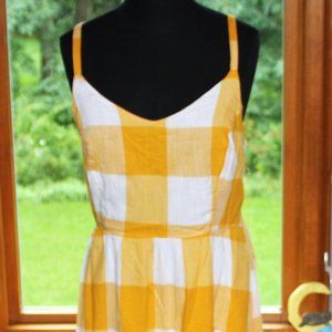 Old Navy Summer Dress - Size M - New